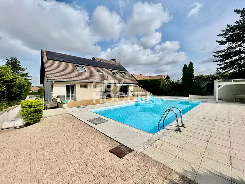 Maison, 158,76 m²