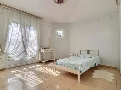 Maison, 175 m²
