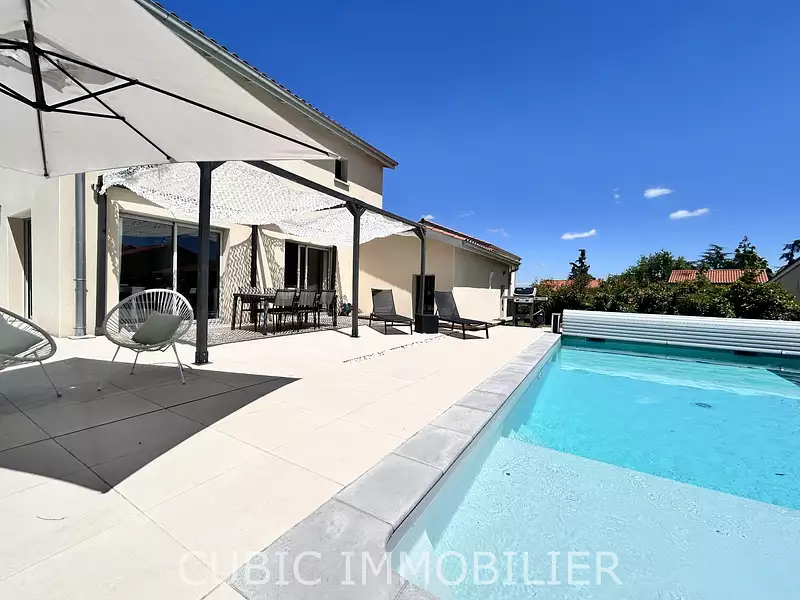 Maison, 116 m²