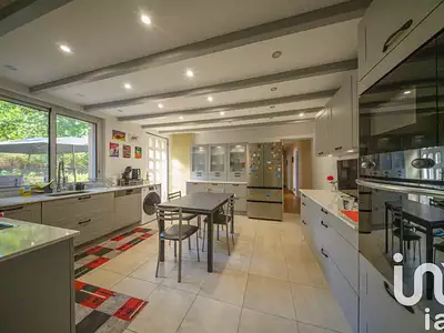 Maison, 312 m²