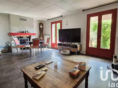 Maison, 331 m²