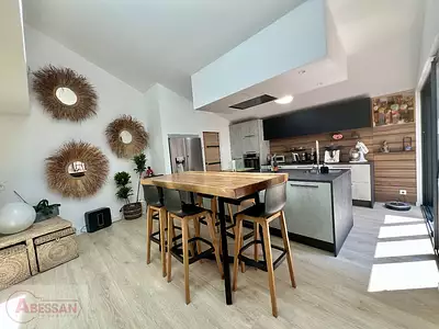 Maison, 174 m²