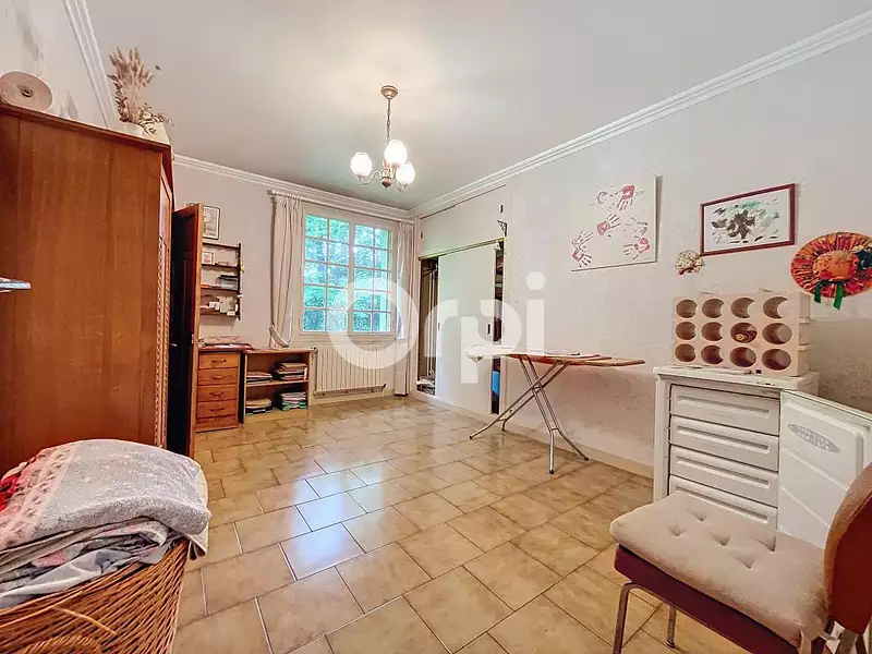 Maison, 221 m²