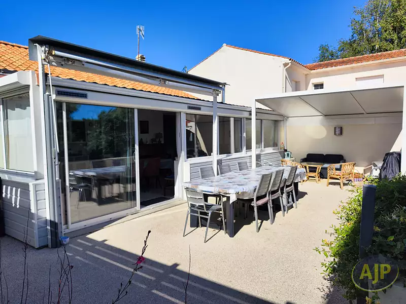 Maison, 94 m²