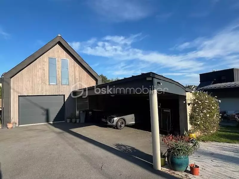 Maison, 203 m²