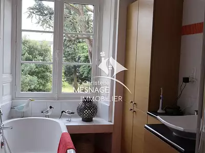 Maison, 230 m²