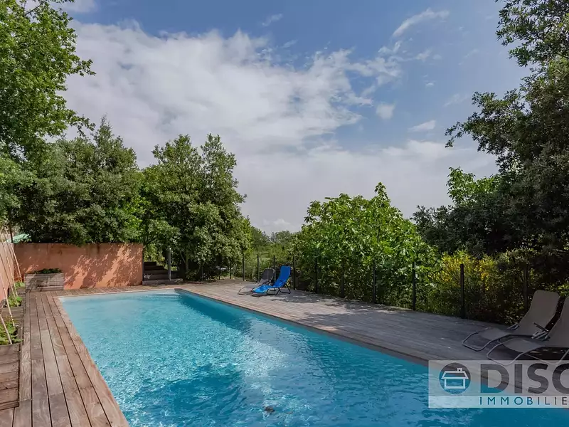 Maison, 272 m²