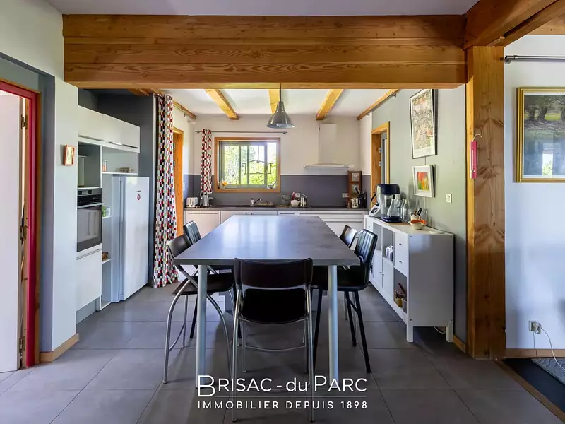Maison, 230 m²