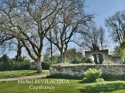 Maison, 700 m²