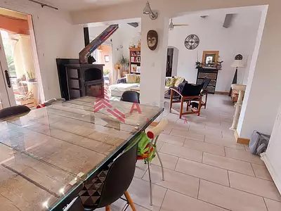Maison, 180 m²