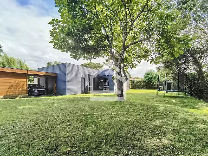 Maison, 174 m²