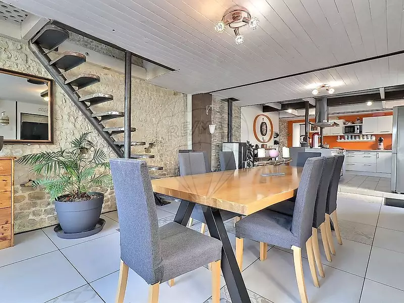 Maison, 162 m²