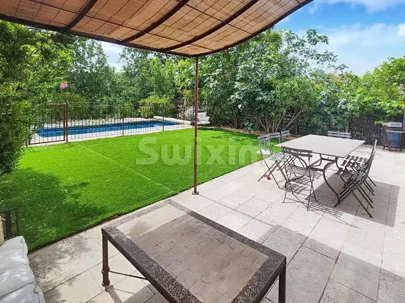 Maison, 145 m²