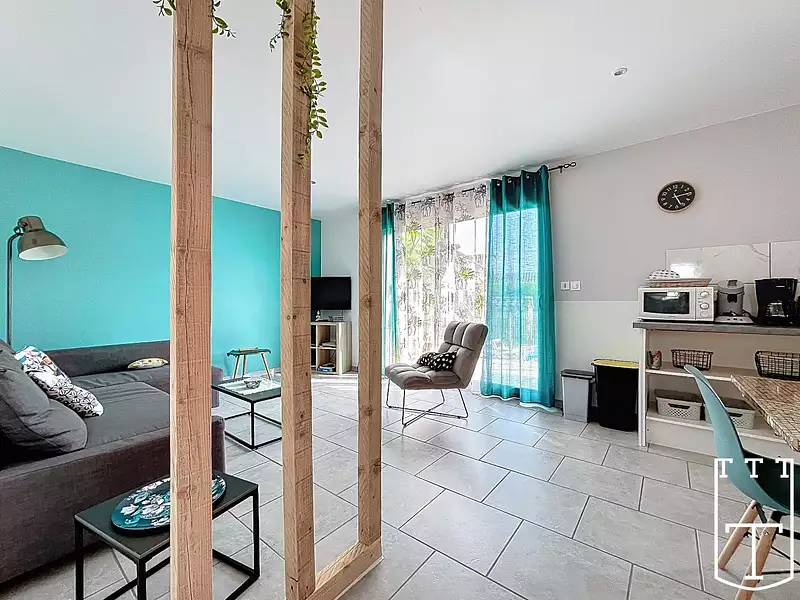 Maison, 240 m²