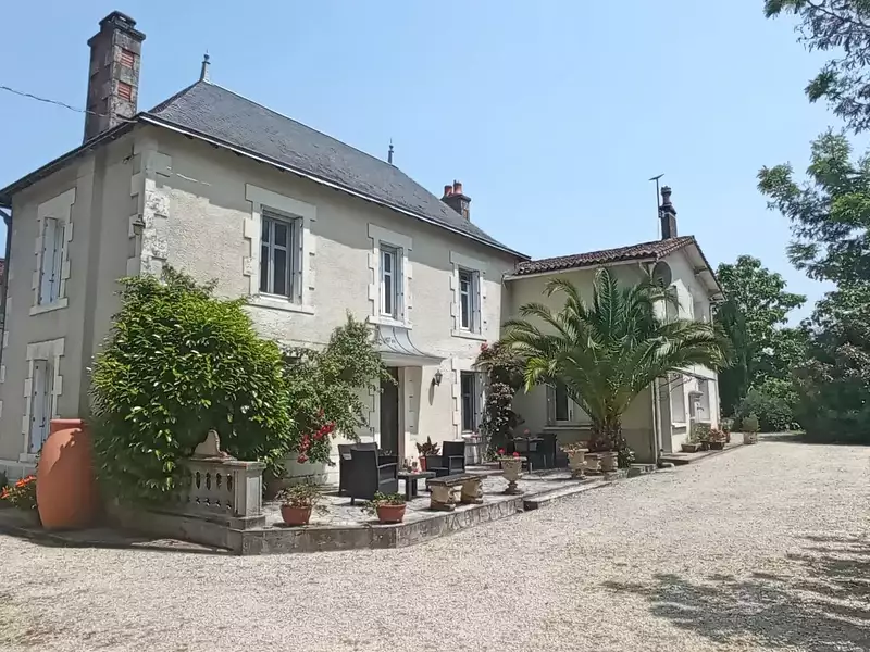 Maison, 368 m²