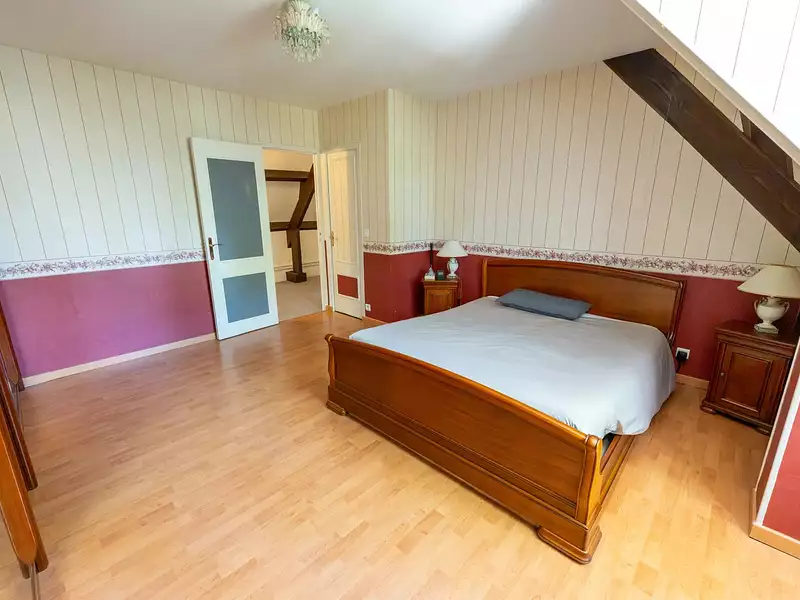 Maison, 370 m²