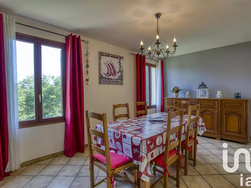 Maison, 200 m²