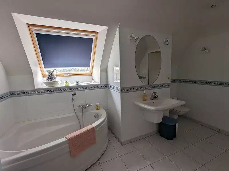 Maison, 166 m²