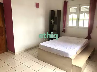 Maison, 195 m²
