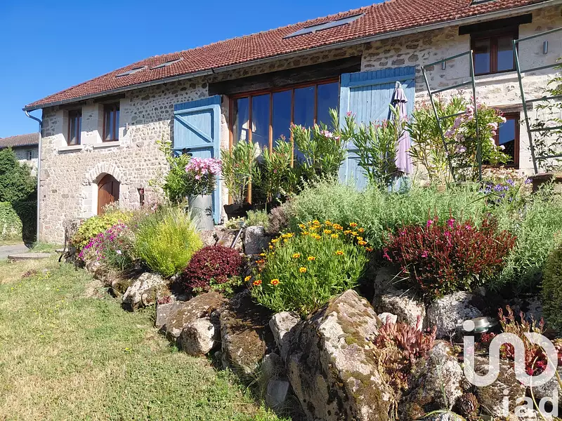 Maison, 219 m²