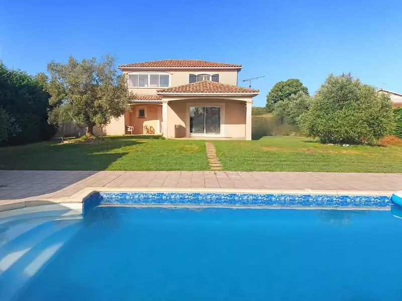 Maison, 136 m²