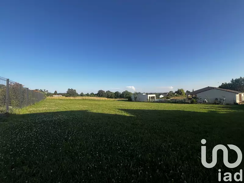 Terrain, 1 500 m²