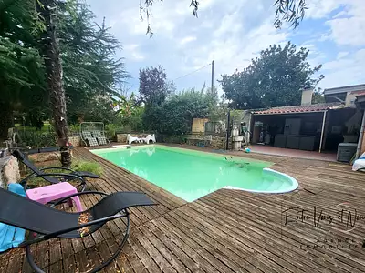 Maison, 235 m²