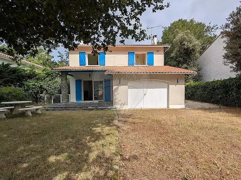 Maison, 111 m²