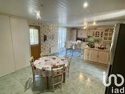 Maison, 182 m²