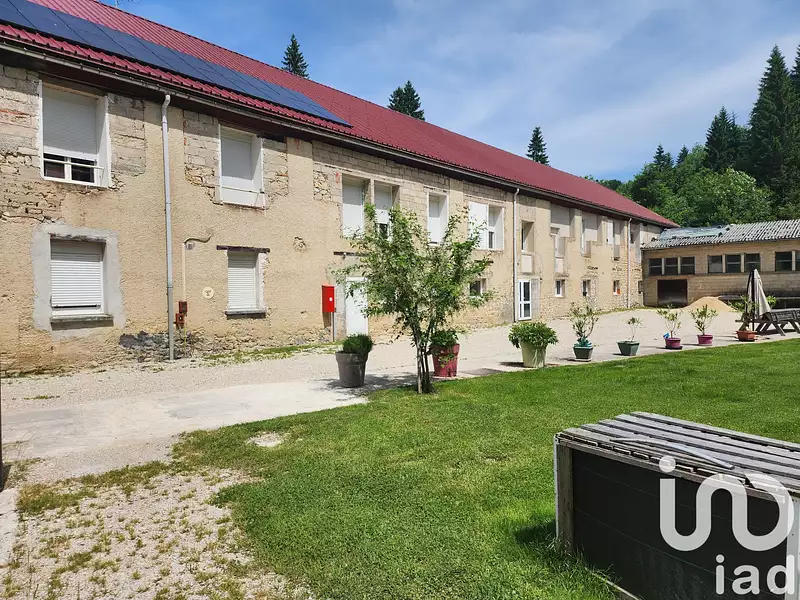 Maison, 891 m²