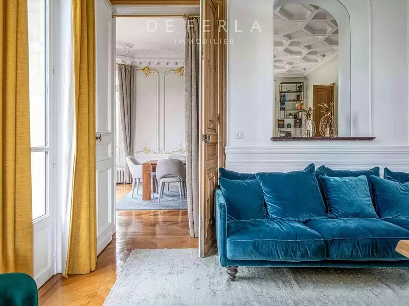 Maison, 826 m²