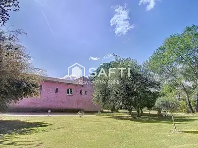 Maison, 312 m²