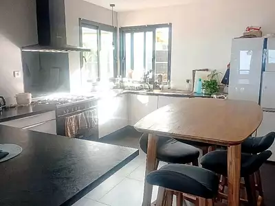Immeuble, 277 m²