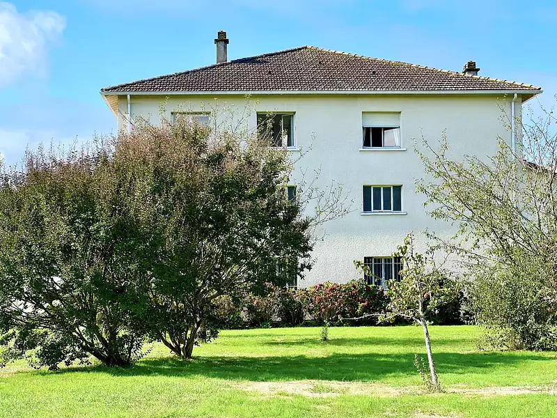 Maison, 280 m²