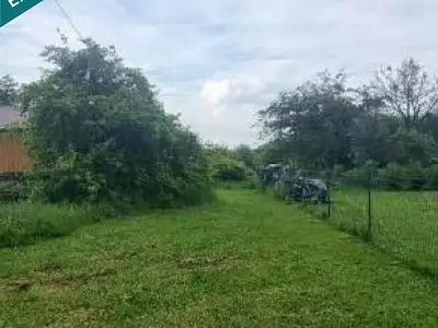 Terrain, 1 652 m²