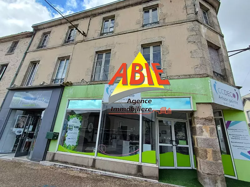 Immeuble, 328 m²