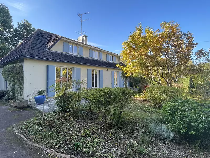 Maison, 174 m²