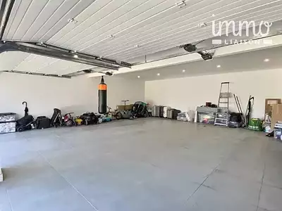 Maison, 210 m²