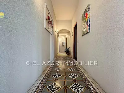 Maison, 180 m²
