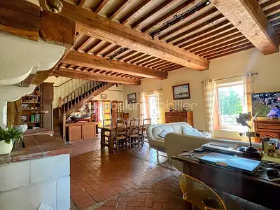 Maison, 299 m²