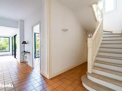 Maison, 252 m²