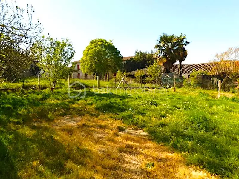 Immeuble, 247 m²