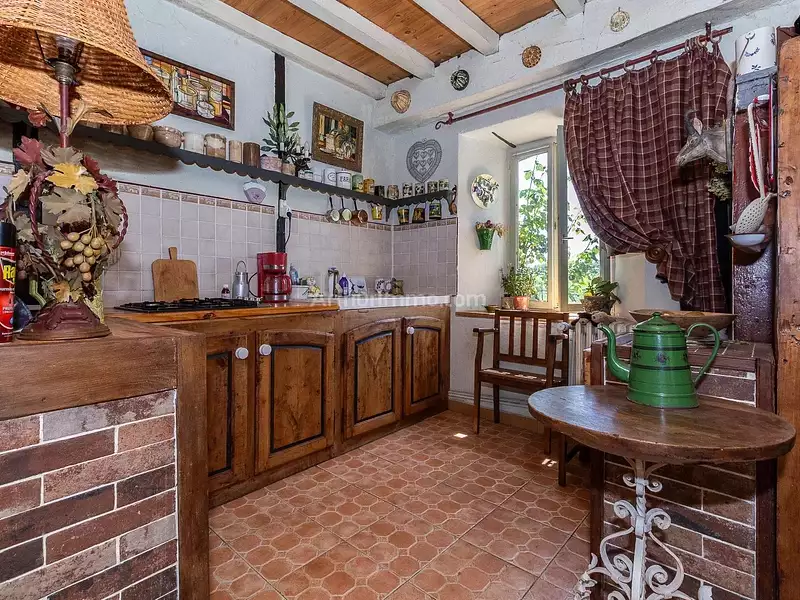 Maison, 185 m²