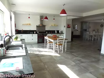 Maison, 272 m²