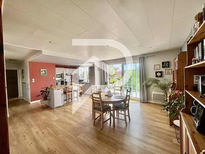 Maison, 87 m²