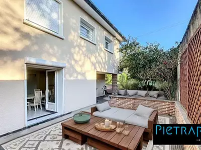 Maison, 165 m²