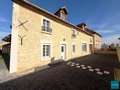 Maison, 166 m²