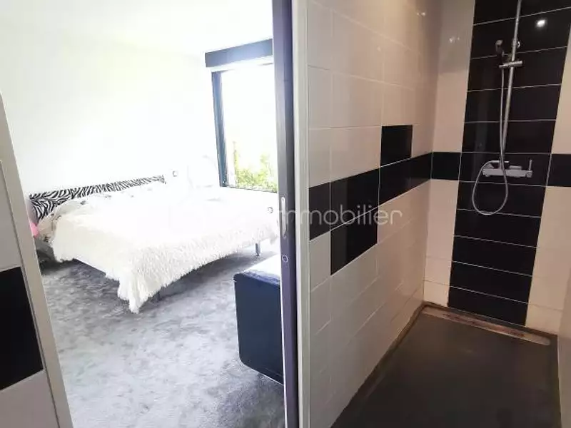 Maison, 200 m²