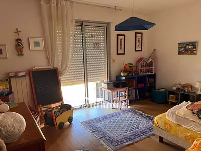 Maison, 270 m²