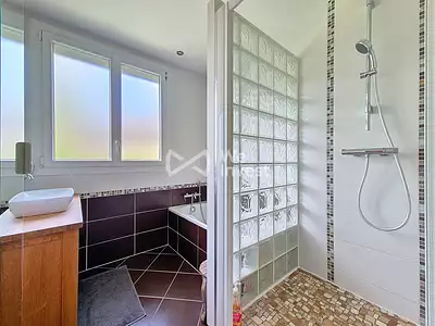 Maison, 155 m²